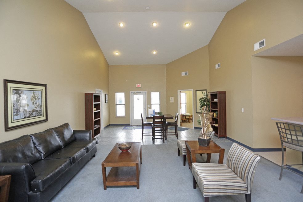 Photos and Video of Prairie Point in Shawnee, KS